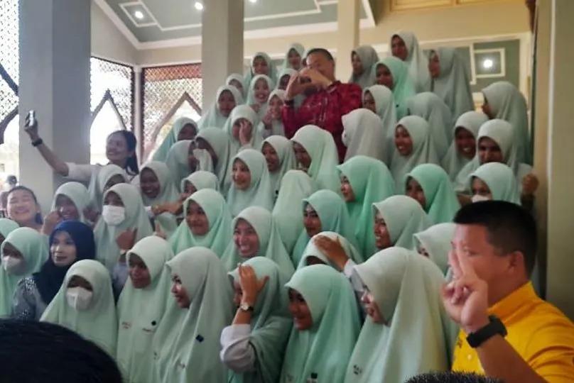 Muslim Thailand Menjaga Nilai-Nilai Islam dan Tradisi